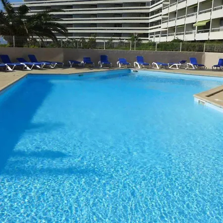 Face A La Les Pieds Dans L'eau Apartament